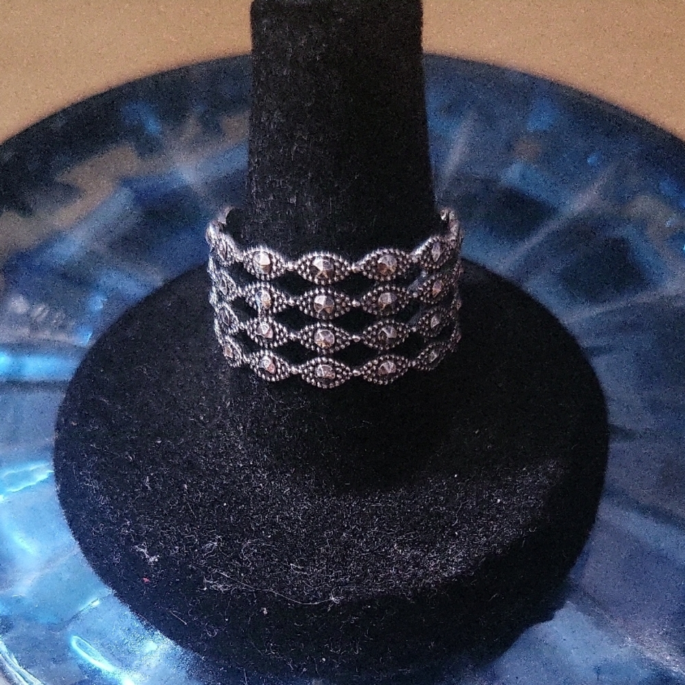 925 Sterling Marcasite Ring